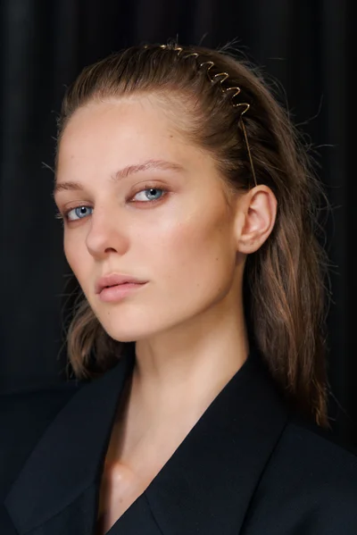 Look 30